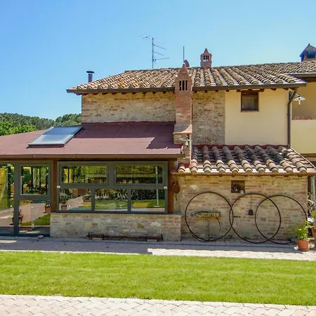 Martin Pescatore * Castiglione del Lago